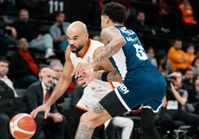 galatasaray-pozzecco-ile-dolu-dizgin-82-72 Galatasaray Pozzecco ile Dolu Dizgin! : 82-72