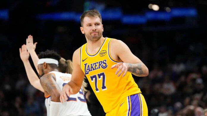 NBA MVP Finalistleri Belli Oldu Doncic Listede Yok NBA MVP Finalistleri Belli Oldu: Doncic Listede Yok