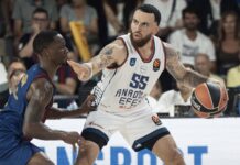 Palau’da Ses Yükseldi, Efes’in Hücumu Sustu! (Barcelona 89-82 Anadolu Efes)